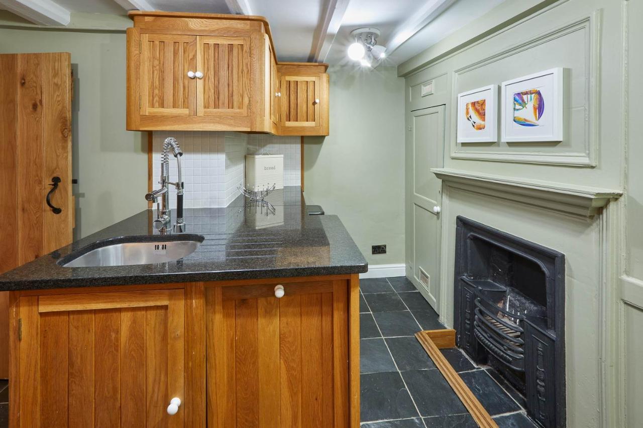 Host & Stay - Henderson House Whitby Ngoại thất bức ảnh