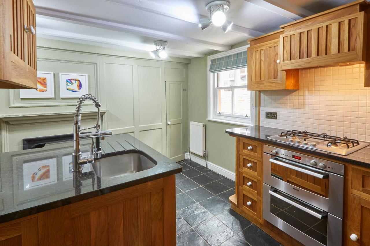Host & Stay - Henderson House Whitby Ngoại thất bức ảnh